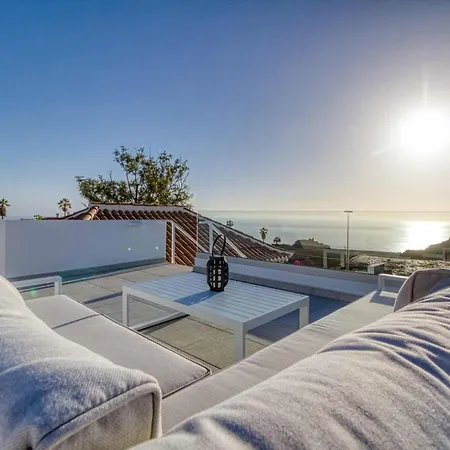 Veni Mit Pool In Norias Villa *