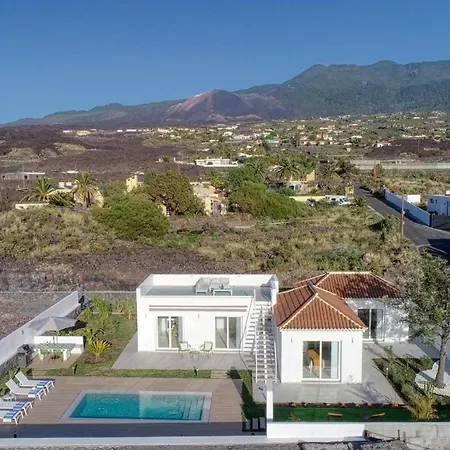 Veni Mit Pool In Norias Villa Tazacorte