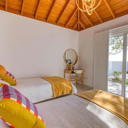 Veni Mit Pool In Norias Villa *